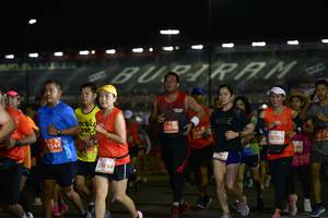 BIB: 22848, 2049, 0172, 28705, 1544, 508, 29494
                            <button type="button" onclick="openModal(10862635)" class="btn btn-primary btn-sm float-right btn-popup" data-toggle="modal" data-target=".modal-high-quality">
                        <i class="fas fa-shopping-cart"></i> Add to Cart
                    </button>
                                            <button type="button" onclick="isThisMe(10862635, true)" class="btn btn-success btn-sm float-right btn-popup btn-isme hidden" data-toggle="tooltip" data-placement="bottom" title="นี่คือรูปของคุณใช่ไหม คลิกที่นี่เพื่อเอาเข้าอัลบั้ม">
                        <i class="fas fa-plus"></i> Add to album
                    </button>
                    <button type="button" onclick="isThisMe(10862635, false)" class="btn btn-warning btn-sm float-right btn-popup btn-isnotme hidden">
                        <i class="fas fa-ban"></i> Remove from album
                    </button>